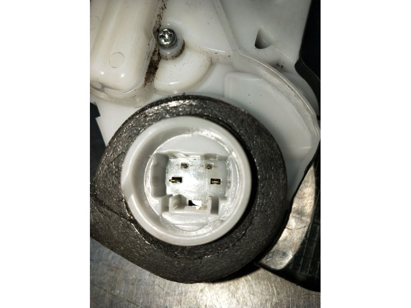 Recambio de motor cierre centralizado trasero izquierdo para honda hr-v (ru) 1.5 i-vtec (ru1) referencia OEM IAM  5P 