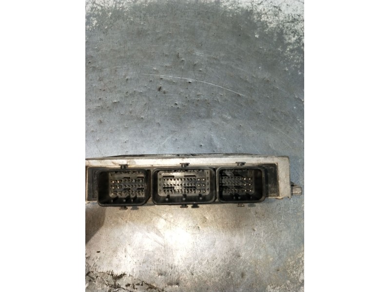 Recambio de centralita motor uce para peugeot 206 hatchback (2a/c) 1.4 i referencia OEM IAM 9641815780 963770618003 216455477