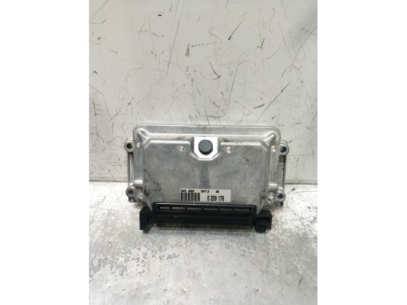 Recambio de centralita motor uce para citroën xsara (n1) 1.6 i referencia OEM IAM 0261206214 9632693880 26FM0652