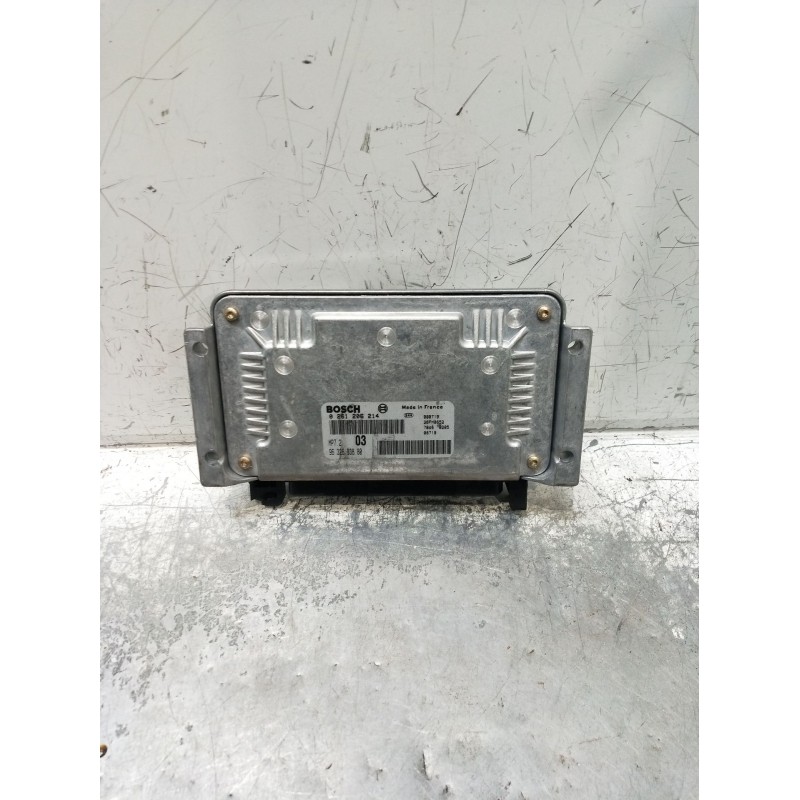 Recambio de centralita motor uce para citroën xsara (n1) 1.6 i referencia OEM IAM 0261206214 9632693880 26FM0652