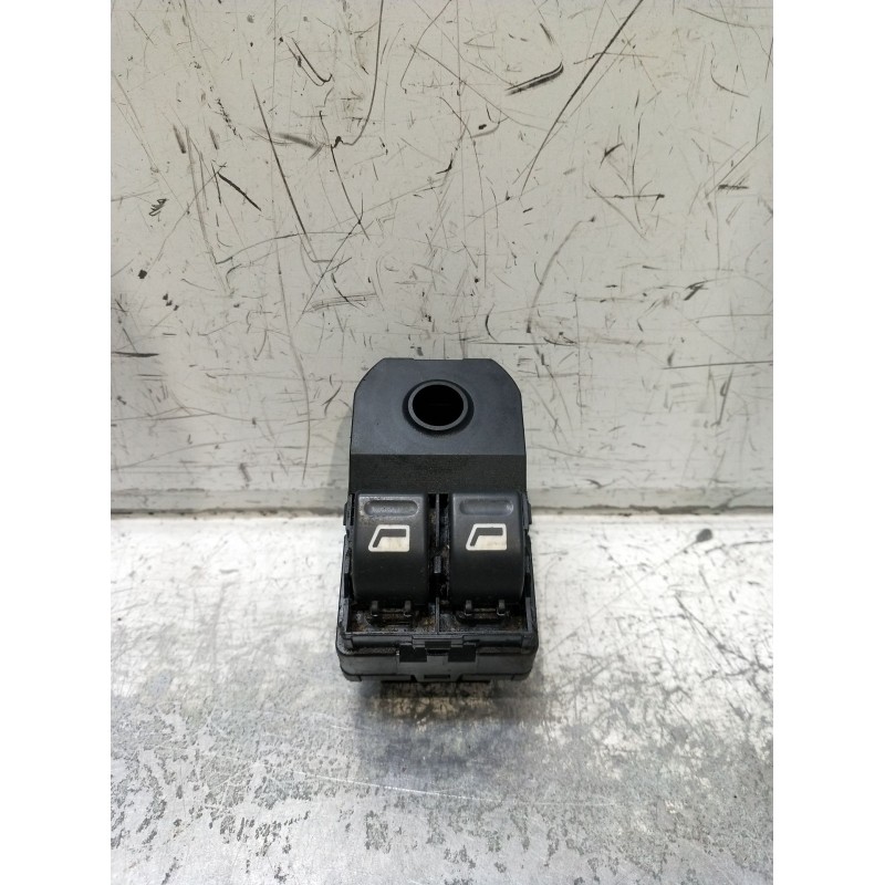 Recambio de mando elevalunas delantero izquierdo para peugeot 206 hatchback (2a/c) 1.4 i referencia OEM IAM  5P 