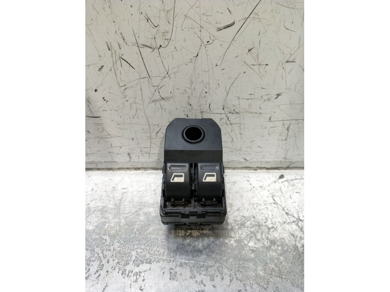 Recambio de mando elevalunas delantero izquierdo para peugeot 206 hatchback (2a/c) 1.4 i referencia OEM IAM  5P 