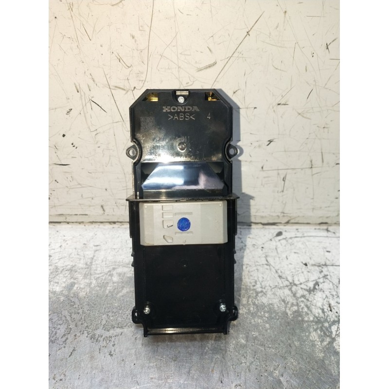 Recambio de mando elevalunas delantero izquierdo para honda hr-v (ru) 1.5 i-vtec (ru1) referencia OEM IAM 35750T7AG11  5P
