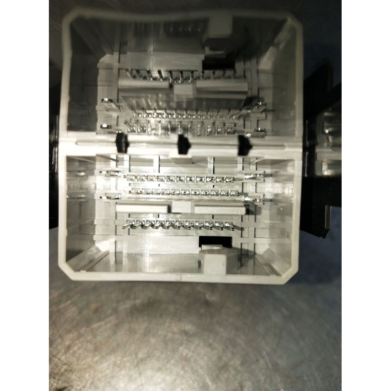 Recambio de mando elevalunas delantero izquierdo para honda hr-v (ru) 1.5 i-vtec (ru1) referencia OEM IAM 35750T7AG11  5P