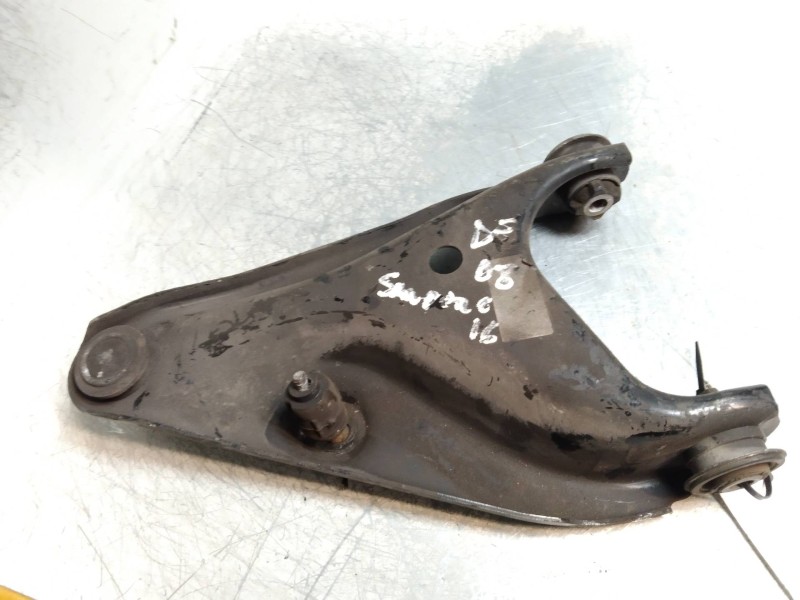 Recambio de brazo suspension inferior delantero derecho para dacia sandero 1.6 cat referencia OEM IAM   