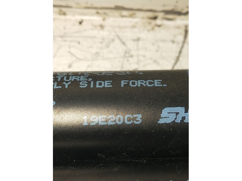 Recambio de amortiguadores maletero / porton para honda hr-v (ru) 1.5 i-vtec (ru1) referencia OEM IAM 19E20C3  