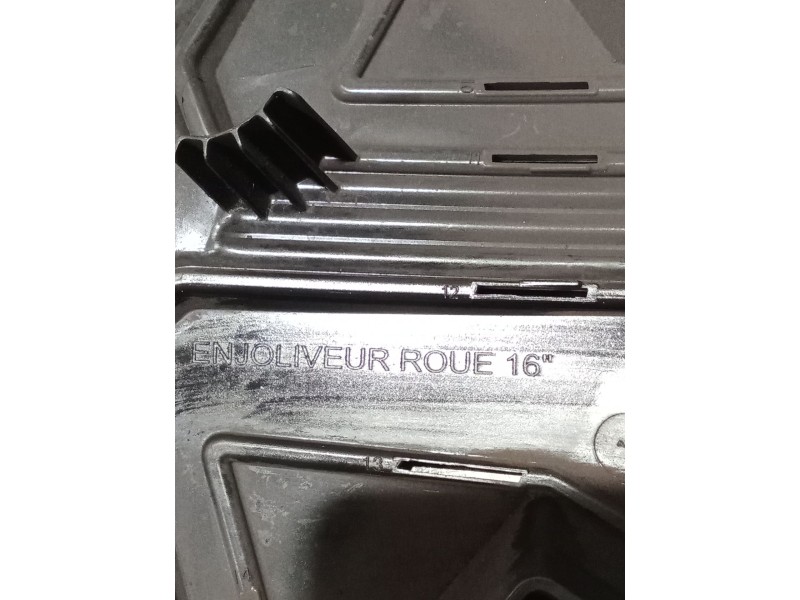 Recambio de tapacubos para dacia sandero iii 1.0 tce 90 eco-g referencia OEM IAM 403152290R LLANTA 16´´ JUEGO DE 4 UND