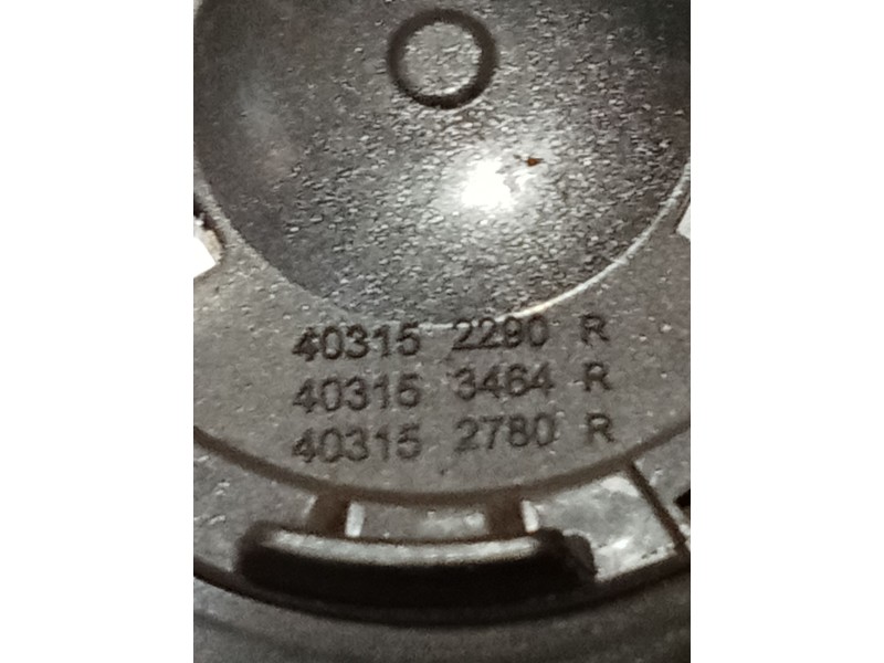 Recambio de tapacubos para dacia sandero iii 1.0 tce 90 eco-g referencia OEM IAM 403152290R LLANTA 16´´ JUEGO DE 4 UND