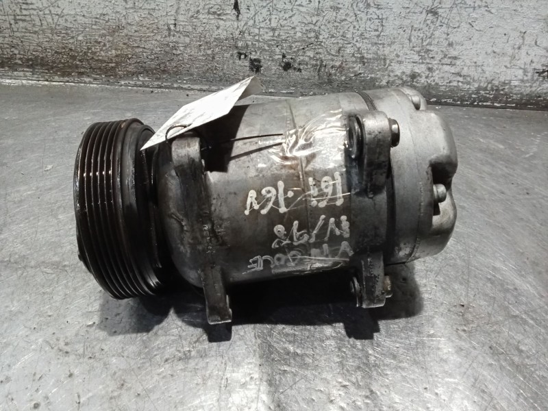 Recambio de compresor aire acondicionado para volkswagen golf iv berlina (1j1) highline referencia OEM IAM 1J0820803G 090J151847