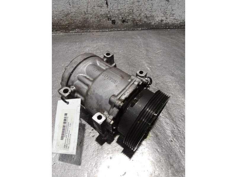 Recambio de compresor aire acondicionado para dacia logan ambiance referencia OEM IAM SD7V161177A 8200117767 