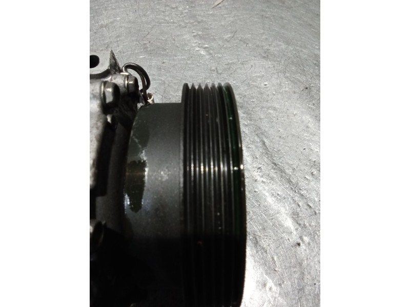 Recambio de compresor aire acondicionado para dacia logan ambiance referencia OEM IAM SD7V161177A 8200117767 