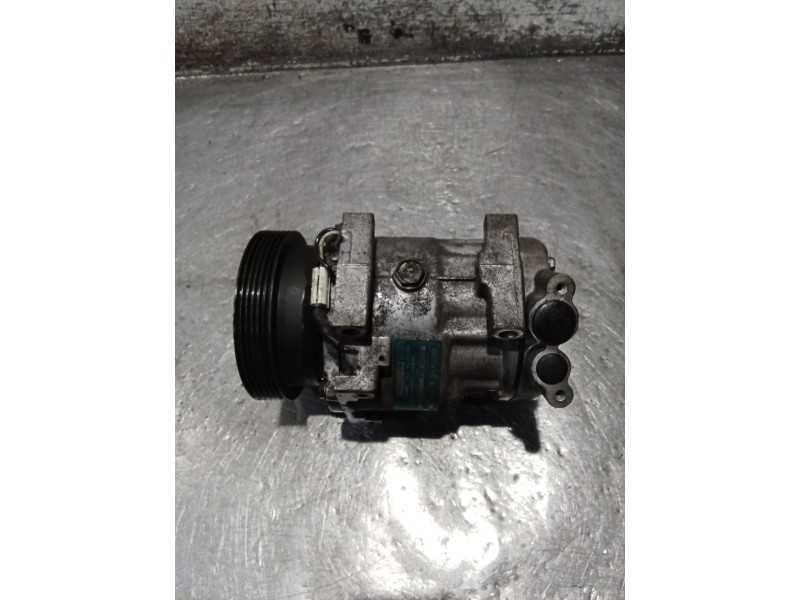 Recambio de compresor aire acondicionado para dacia logan ambiance referencia OEM IAM SD7V161177A 8200117767 