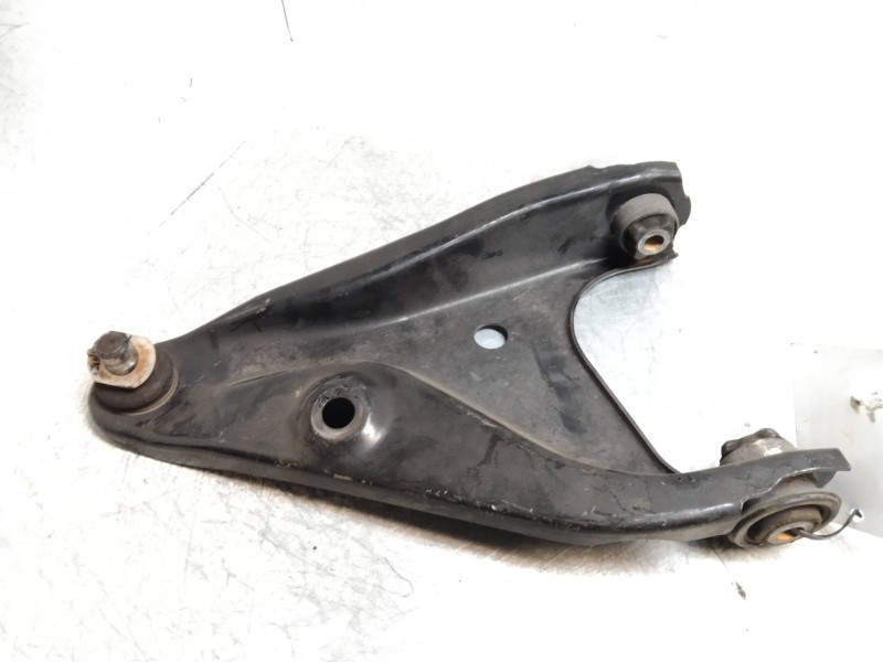 Recambio de brazo suspension inferior delantero izquierdo para dacia sandero 1.6 cat referencia OEM IAM   