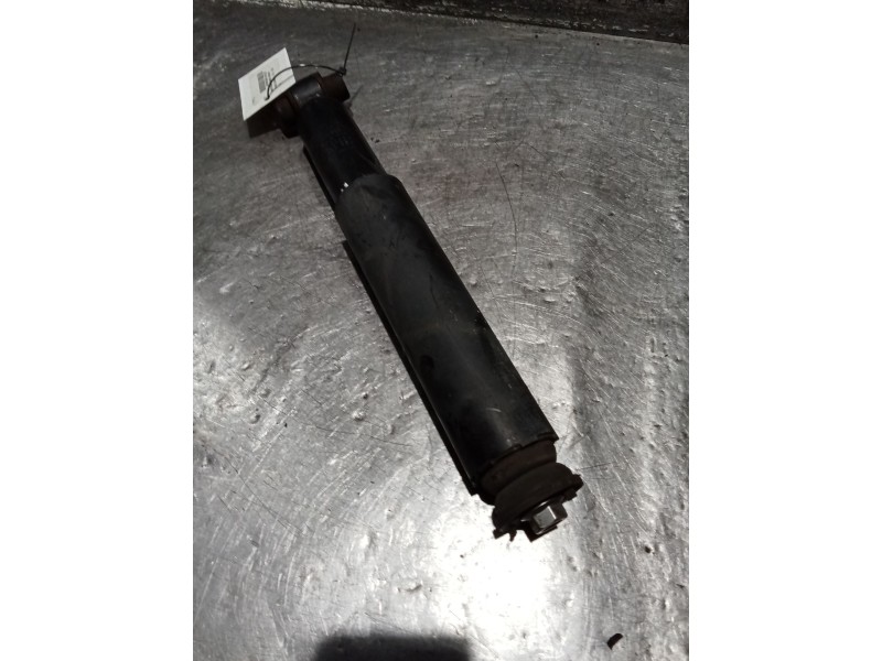 Recambio de amortiguador trasero izquierdo para peugeot 308 allure referencia OEM IAM   