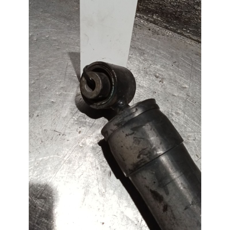 Recambio de amortiguador trasero para renault laguna grandtour iii 2.0 dci diesel fap cat referencia OEM IAM   