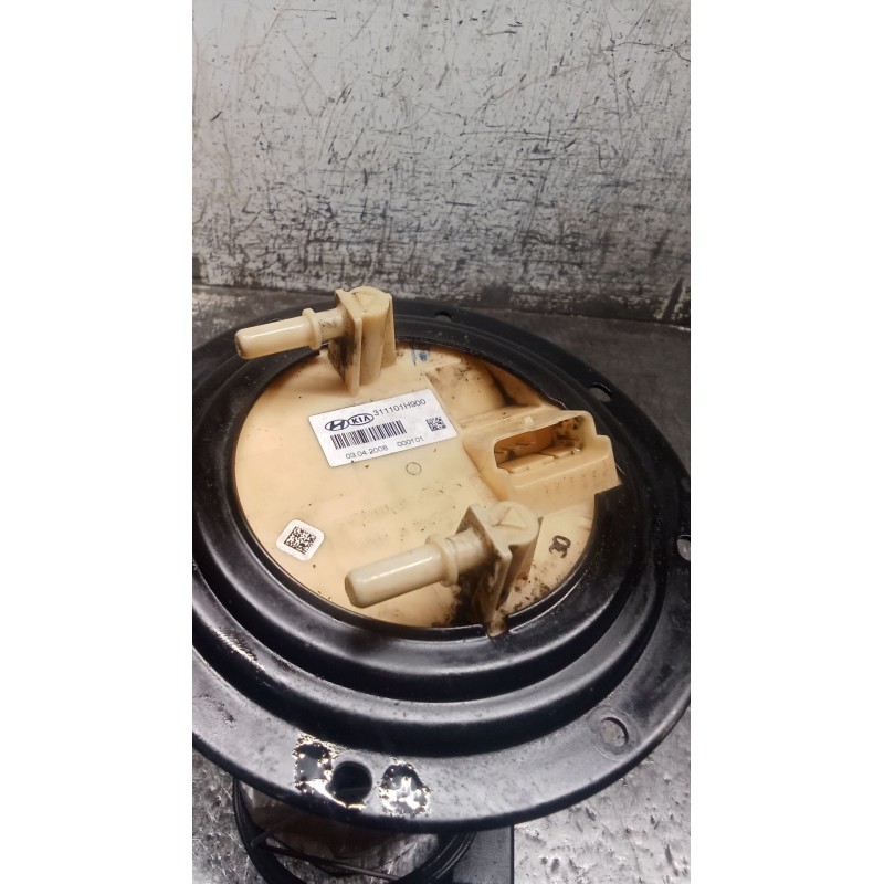 Recambio de bomba combustible para kia pro cee´d (ed) 2.0 crdi 140 referencia OEM IAM 311101H900 A2C53164111 
