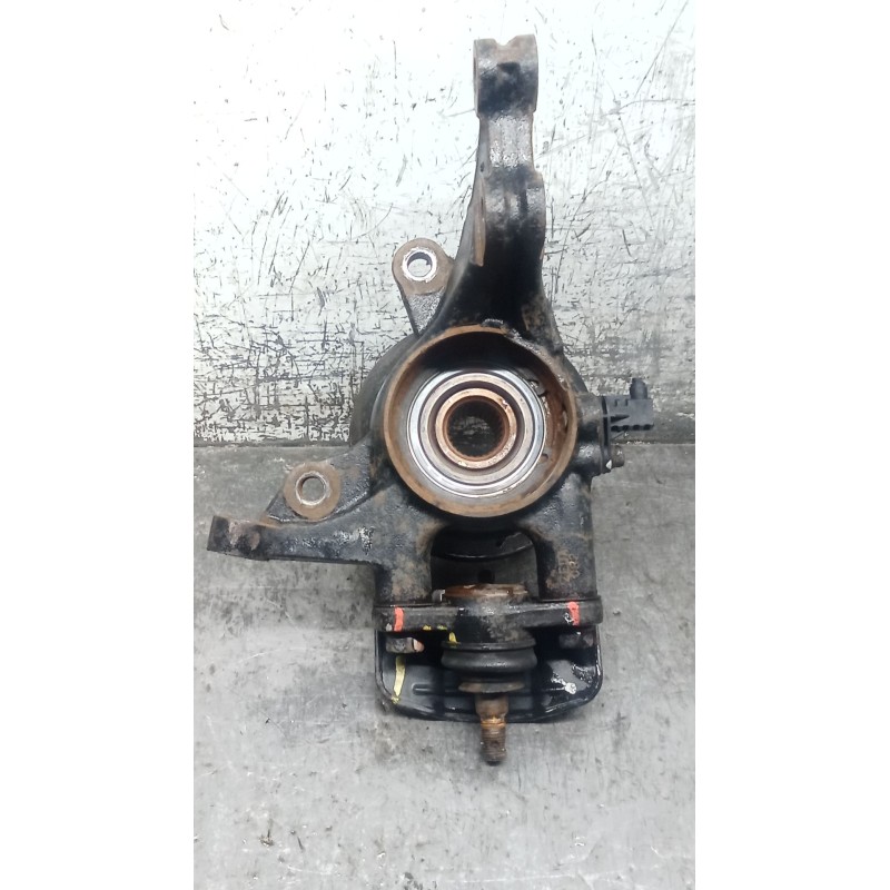 Recambio de mangueta delantera izquierda para kia pro cee´d (ed) 2.0 crdi 140 referencia OEM IAM   