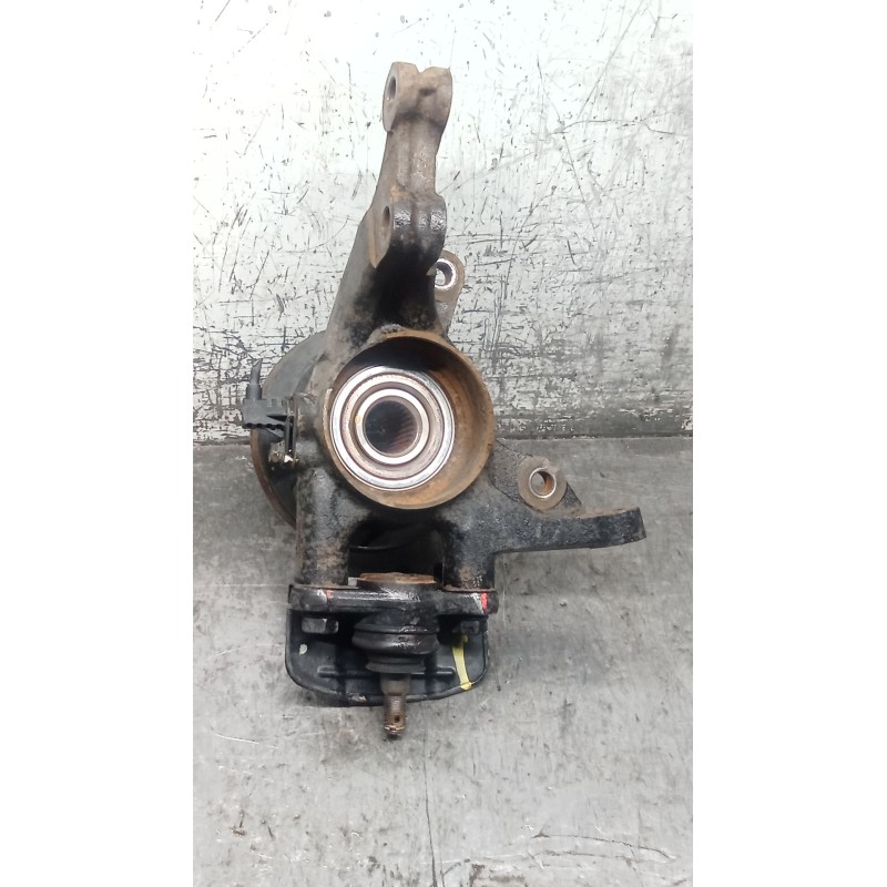 Recambio de mangueta delantera derecha para kia pro cee´d (ed) 2.0 crdi 140 referencia OEM IAM   