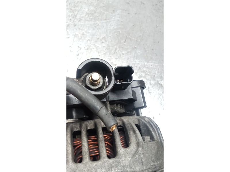Recambio de alternador para peugeot 307 sw (3h) 1.6 hdi 110 referencia OEM IAM 9646321880 0124525035 150A