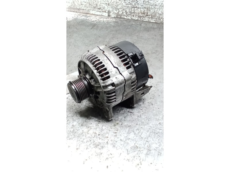Recambio de alternador para audi a3 (8l1) 1.9 tdi referencia OEM IAM 0123515021 038903023J 120A