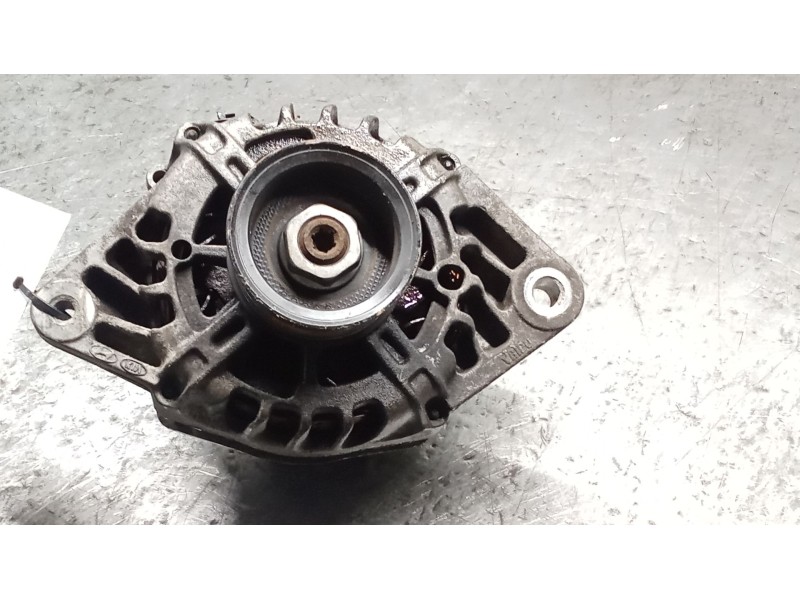 Recambio de alternador para kia cee´d hatchback (ed) 1.6 referencia OEM IAM 2655447 373002B101 90A