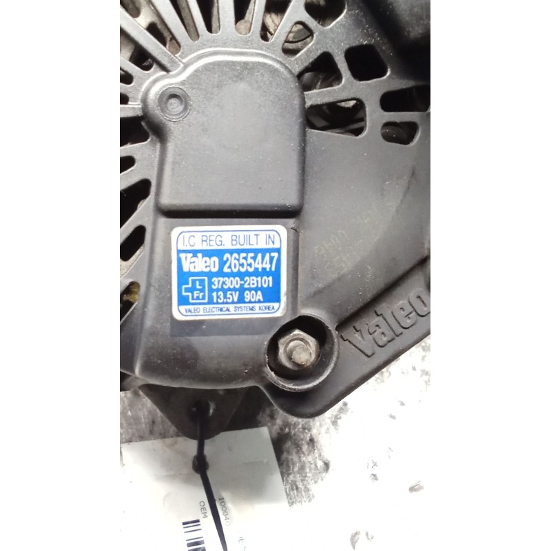 Recambio de alternador para kia cee´d hatchback (ed) 1.6 referencia OEM IAM 2655447 373002B101 90A