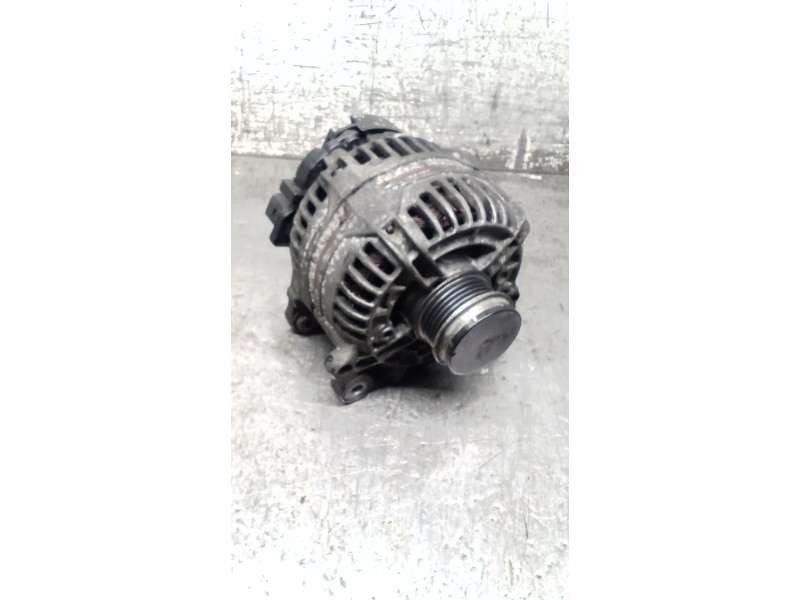 Recambio de alternador para audi a4 b6 (8e2) 1.9 tdi referencia OEM IAM 028903029Q 0124525010 140A