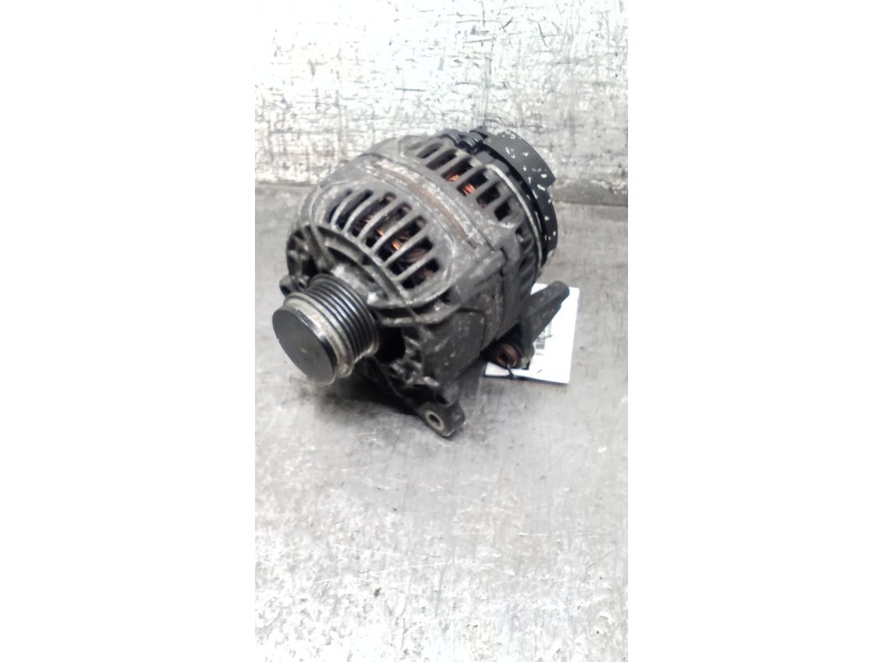 Recambio de alternador para audi a4 b6 (8e2) 1.9 tdi referencia OEM IAM 028903029Q 0124525010 140A