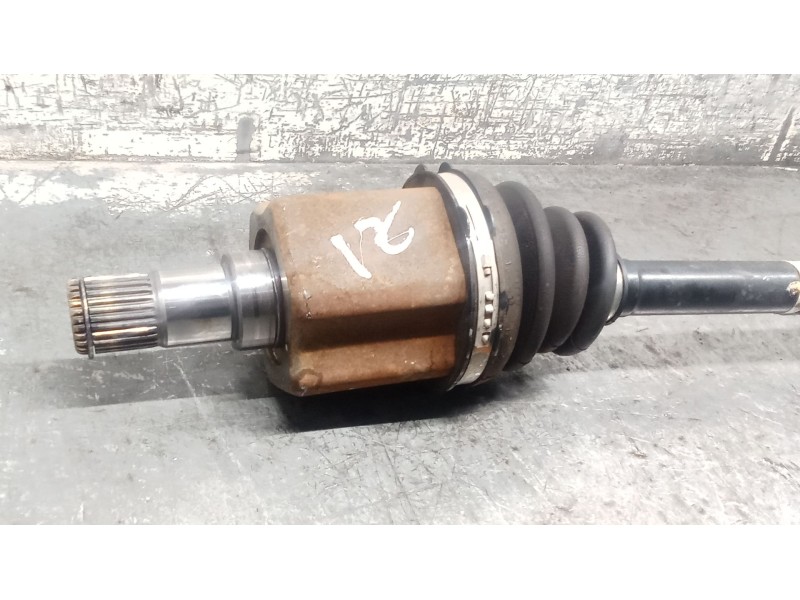 Recambio de transmision delantera izquierda para kia pro cee´d (ed) 2.0 crdi 140 referencia OEM IAM   