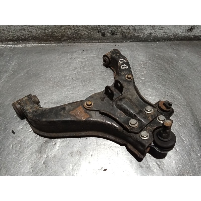 Recambio de brazo suspension inferior delantero derecho para nissan cabstar 09.06 3.0 diesel referencia OEM IAM   
