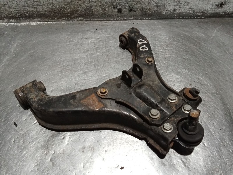 Recambio de brazo suspension inferior delantero derecho para nissan cabstar 09.06 3.0 diesel referencia OEM IAM   