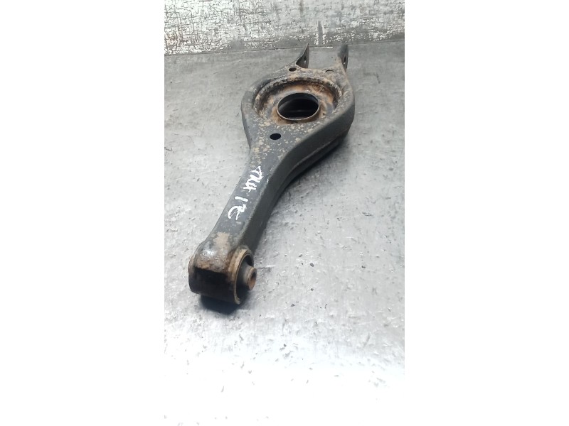 Recambio de brazo suspension inferior trasero izquierdo para kia pro cee´d (ed) 2.0 crdi 140 referencia OEM IAM   