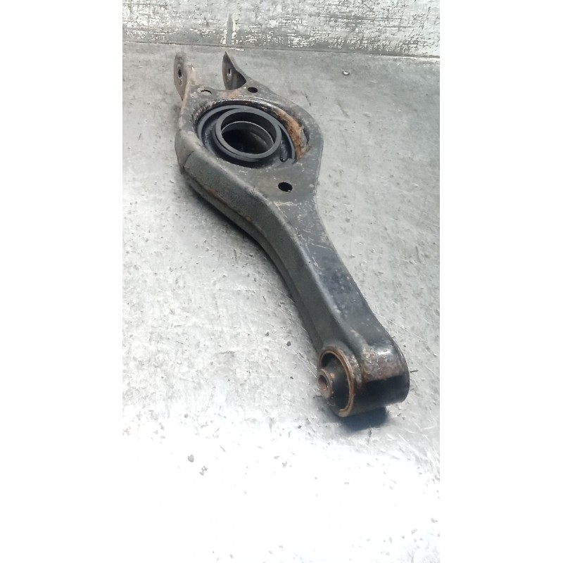 Recambio de brazo suspension inferior trasero derecho para kia pro cee´d (ed) 2.0 crdi 140 referencia OEM IAM   