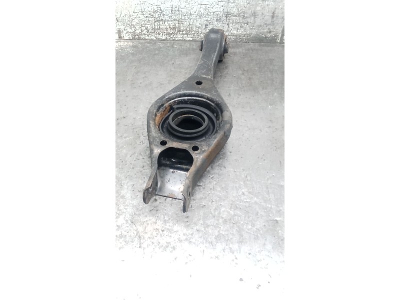 Recambio de brazo suspension inferior trasero derecho para kia pro cee´d (ed) 2.0 crdi 140 referencia OEM IAM   
