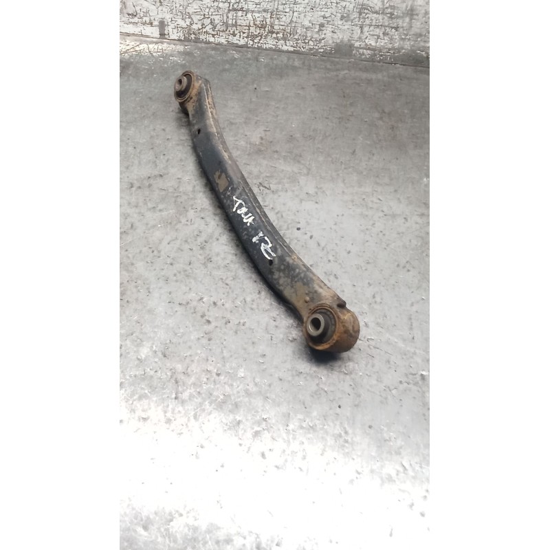 Recambio de brazo suspension inferior trasero izquierdo para kia pro cee´d (ed) 2.0 crdi 140 referencia OEM IAM   