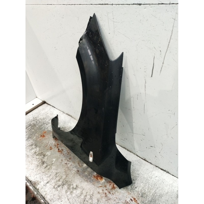 Recambio de aleta delantera izquierda para kia pro cee´d (ed) 2.0 crdi 140 referencia OEM IAM   