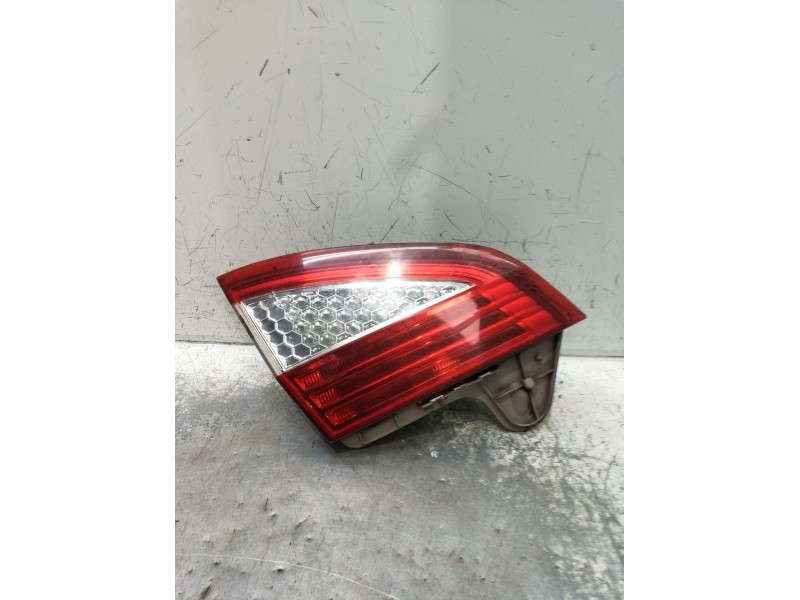 Recambio de piloto trasero izquierdo interior para ford mondeo iv (ba7) 2.0 tdci referencia OEM IAM   