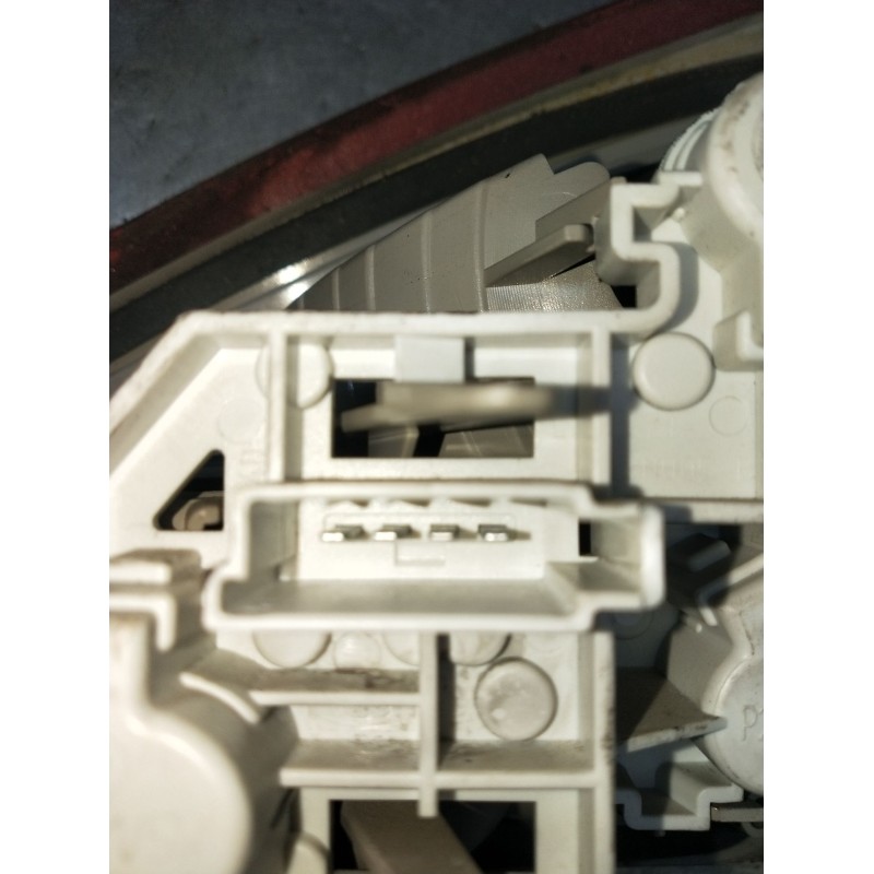 Recambio de piloto trasero izquierdo interior para ford mondeo iv (ba7) 2.0 tdci referencia OEM IAM   