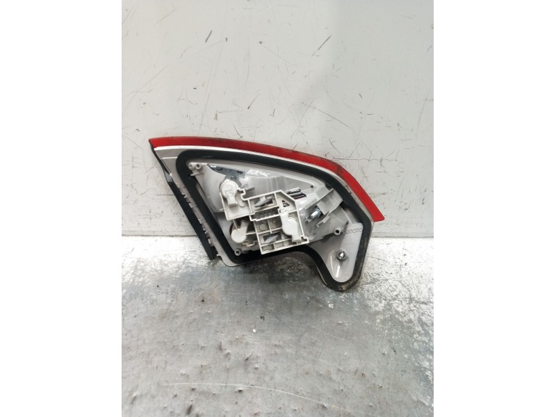 Recambio de piloto trasero derecho interior para ford mondeo iv (ba7) 2.0 tdci referencia OEM IAM   