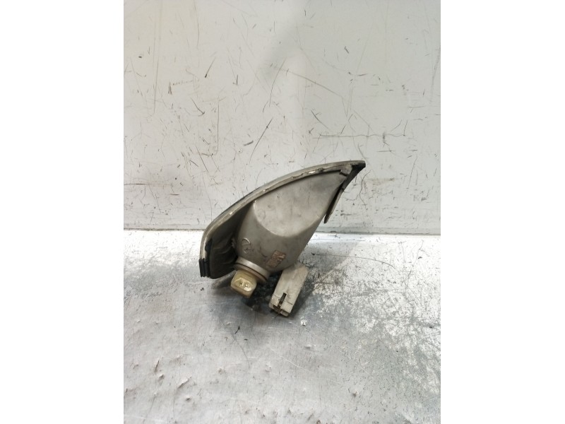 Recambio de faro antiniebla derecho para audi a3 (8l1) 1.9 tdi referencia OEM IAM   