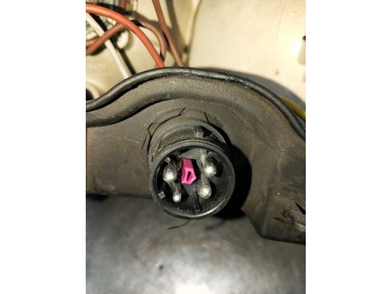 Recambio de faro derecho para audi a3 (8l1) 1.9 tdi referencia OEM IAM  VER FOTOS 