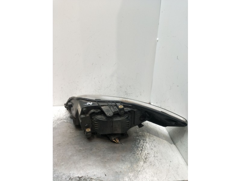 Recambio de faro derecho para ford mondeo iv (ba7) 2.0 tdci referencia OEM IAM 7S7113005AL  
