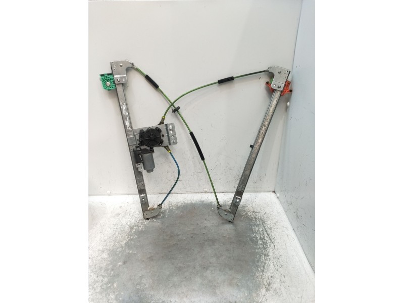 Recambio de elevalunas delantero derecho para citroën jumpy ii furgoneta 1.6 hdi 90 16v referencia OEM IAM 440787E 401786A8 5P