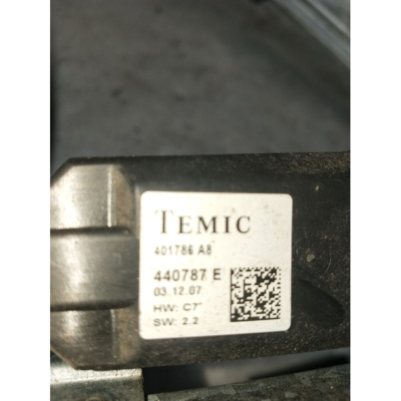 Recambio de elevalunas delantero derecho para citroën jumpy ii furgoneta 1.6 hdi 90 16v referencia OEM IAM 440787E 401786A8 5P