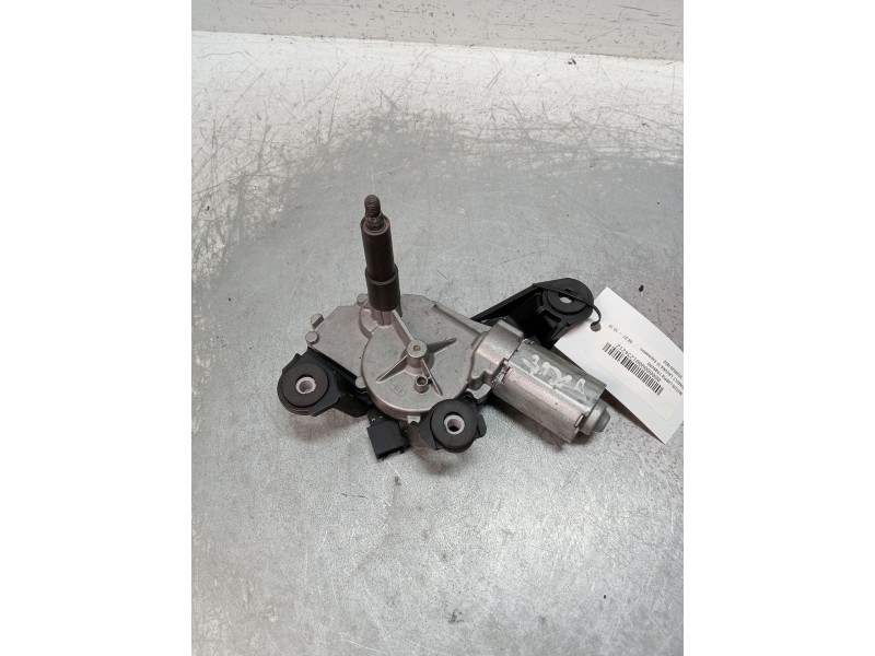 Recambio de motor limpia trasero para renault laguna iii expression referencia OEM IAM V0390201832  