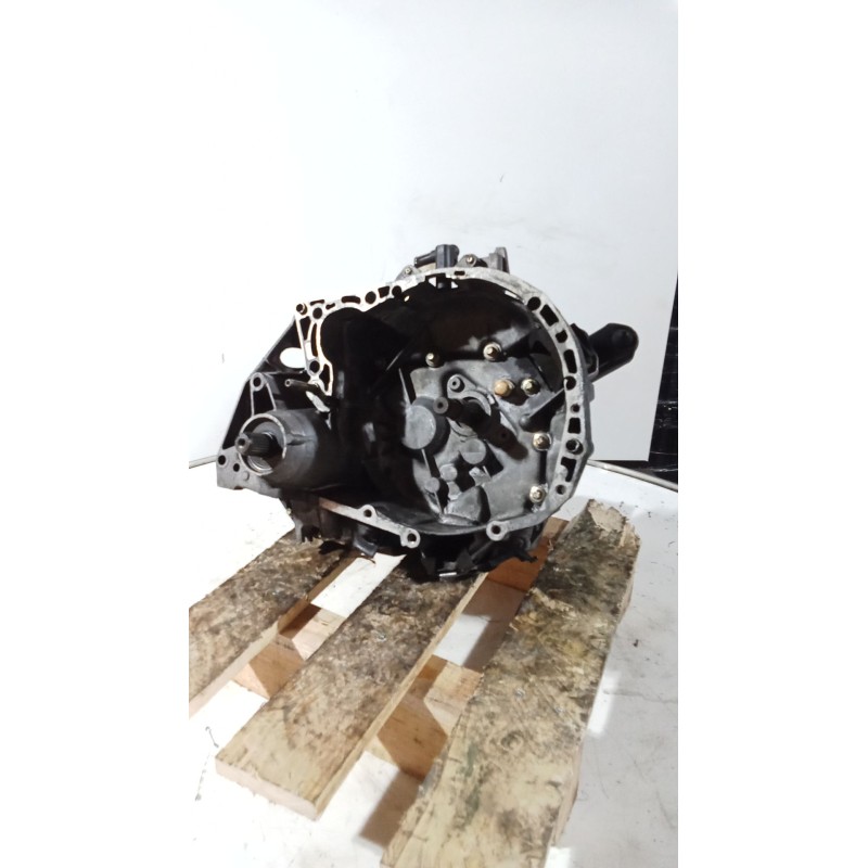 Recambio de caja cambios para renault megane i classic (la0/1_) 1.9 dti (la1u) referencia OEM IAM JB3973 S041860 5V