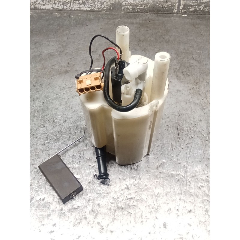 Recambio de bomba combustible para mercedes-benz clase c (w203) c 200 kompressor (203.045) referencia OEM IAM   