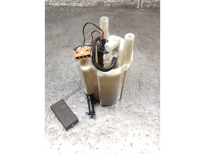 Recambio de bomba combustible para mercedes-benz clase c (w203) c 200 kompressor (203.045) referencia OEM IAM   