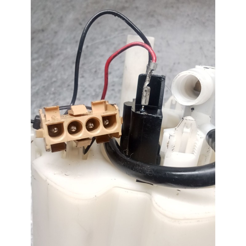 Recambio de bomba combustible para mercedes-benz clase c (w203) c 200 kompressor (203.045) referencia OEM IAM   