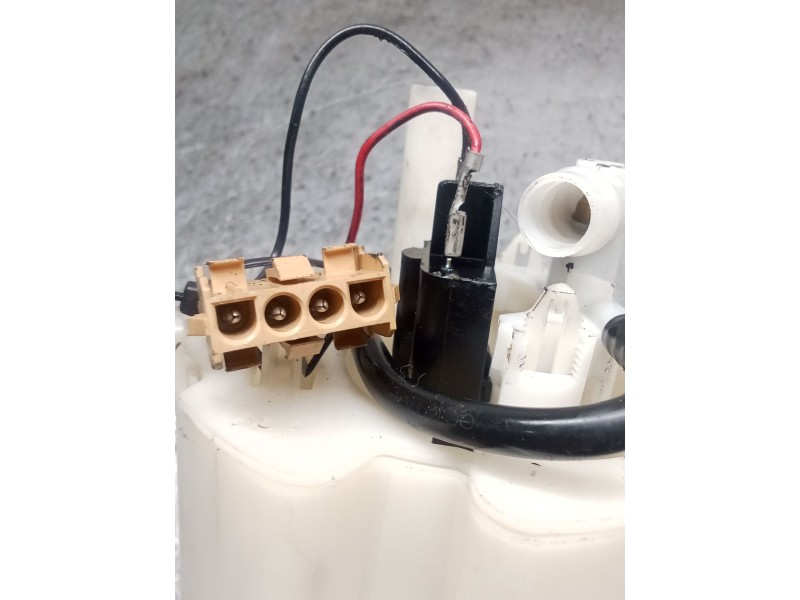 Recambio de bomba combustible para mercedes-benz clase c (w203) c 200 kompressor (203.045) referencia OEM IAM   